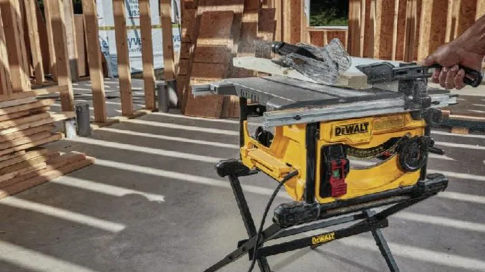 How to use Dewalt Table Saw